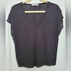 Michael Stars Black V-Neck Shirt - One Size